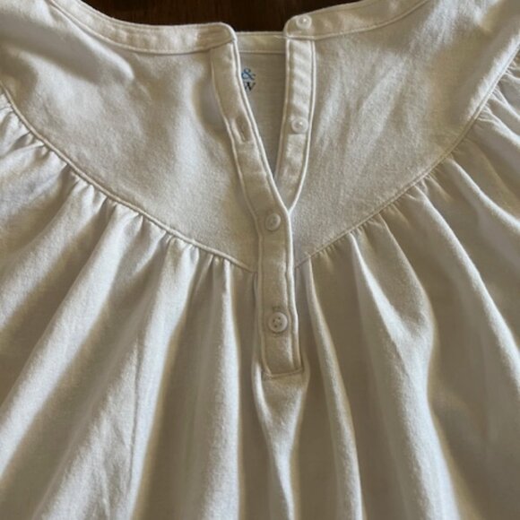 Croft & Barrow Women's Off White top size M - Picture 2 of 6